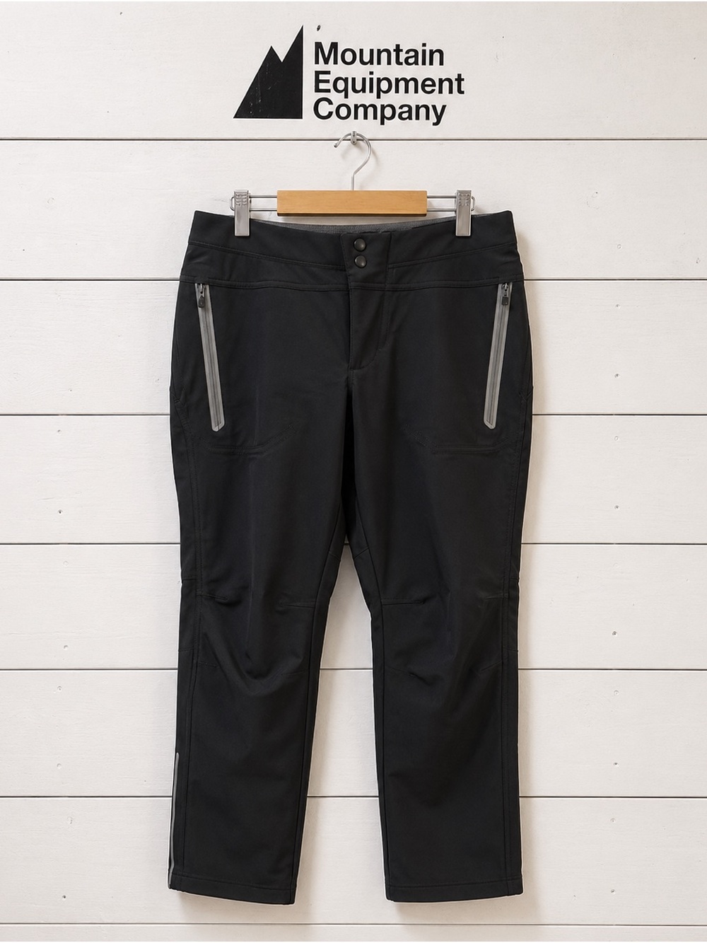 MEC BLACK DOUBLE-LAYER WIND PANTS • MEN’S 34